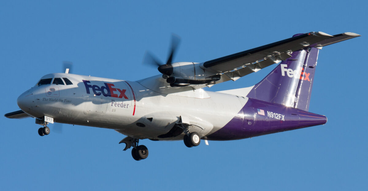 Sikorsky and FedEx quietly begin single-pilot tests for cargo