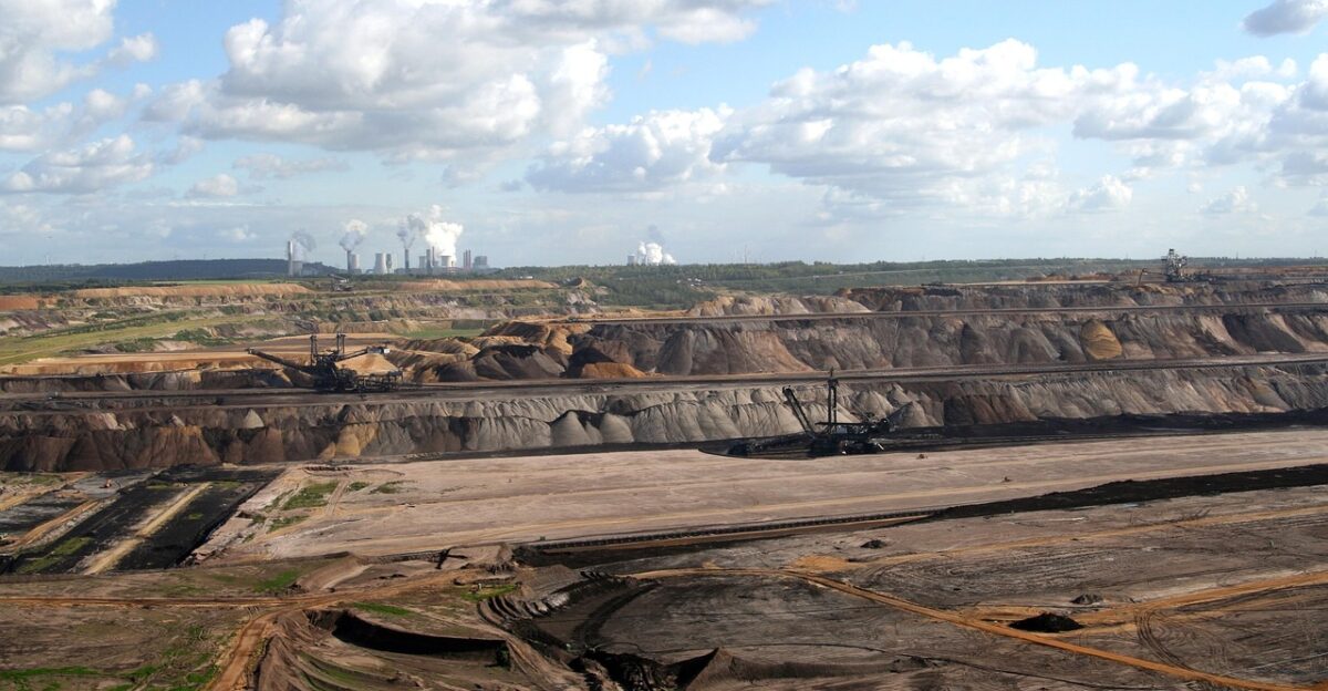 brown coal mining open pit mining coal mining quarry degradation dump rheinbraun garzweiler ii raw materials raw material extraction coal mining coal mining coal mining coal mining coal mining quarry quarry quarry quarry