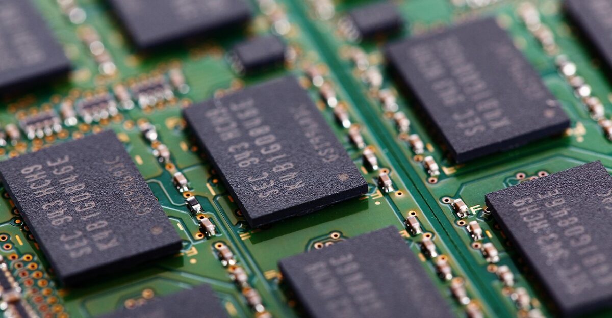 board card chip computer data digital electrical electronic green hardware macro module part ram random access memory tech technology chip ram ram ram ram ram tech