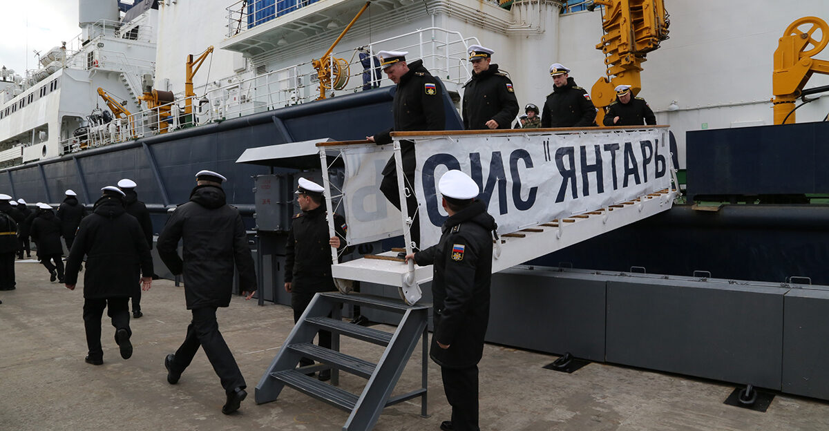 Yantar research vessel